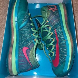 KD 6 Elite Hero Pack Size 9.5